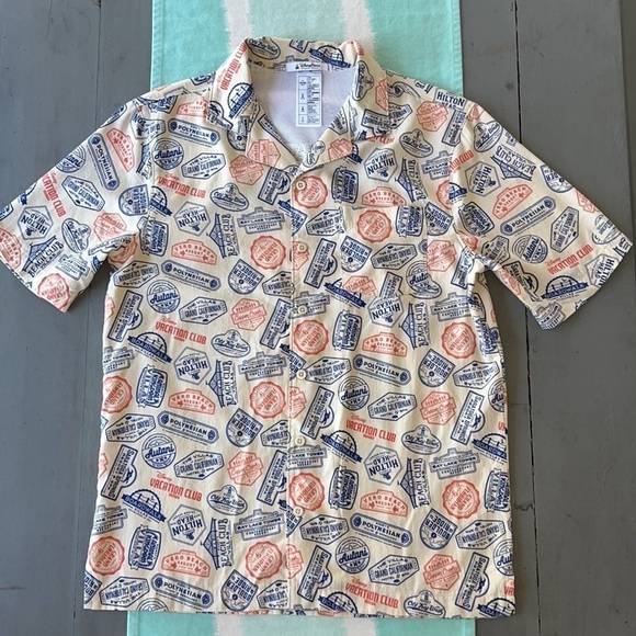 Disney Parks Vacation‎ Club Resort Print Short Sleeves Button Down Shirt - Picture 6 of 12